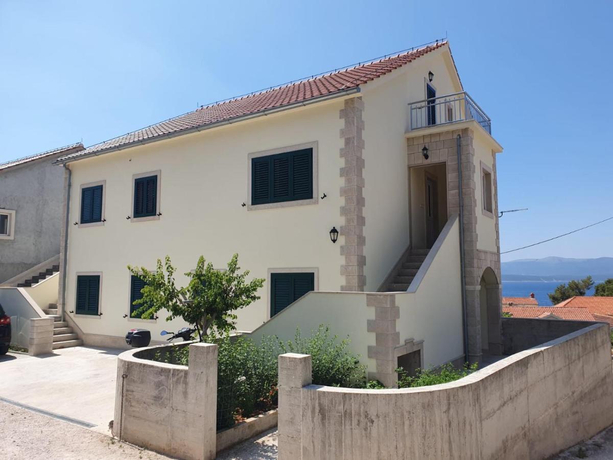 Apartments Gojevic Bol Ngoại thất bức ảnh