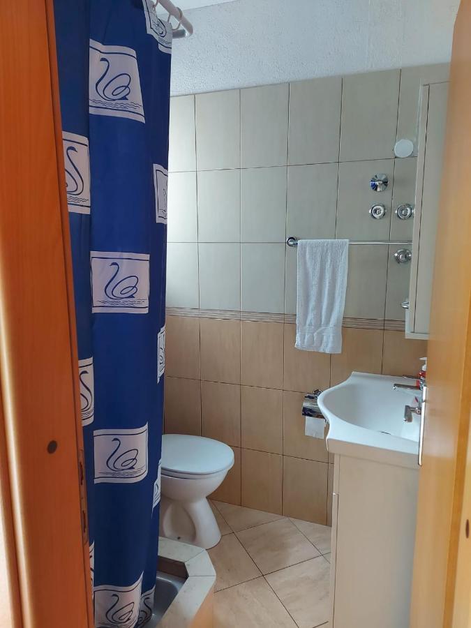 Apartments Gojevic Bol Ngoại thất bức ảnh