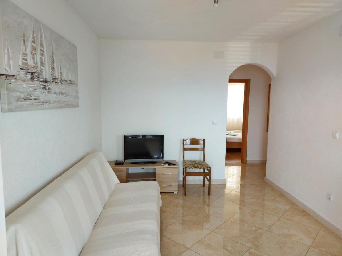 Apartments Gojevic Bol Ngoại thất bức ảnh