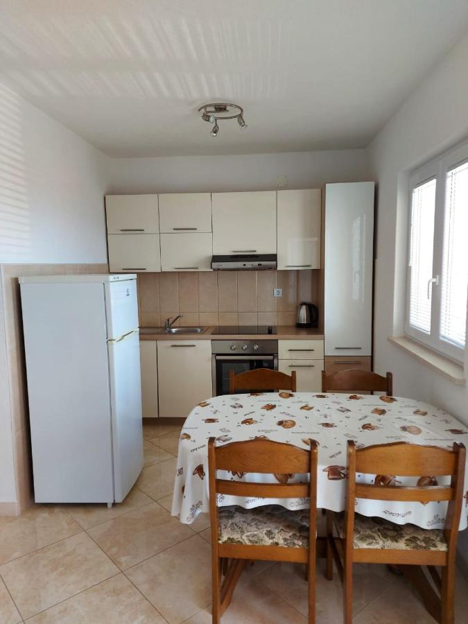 Apartments Gojevic Bol Ngoại thất bức ảnh